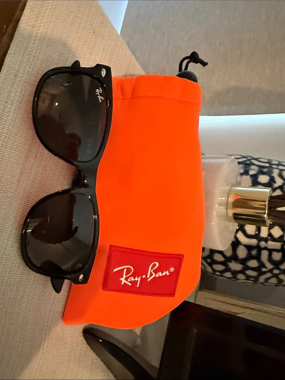 Brand New Ray-Ban RJ9052S Junior Wayfarer (black frame/ dark green lens)